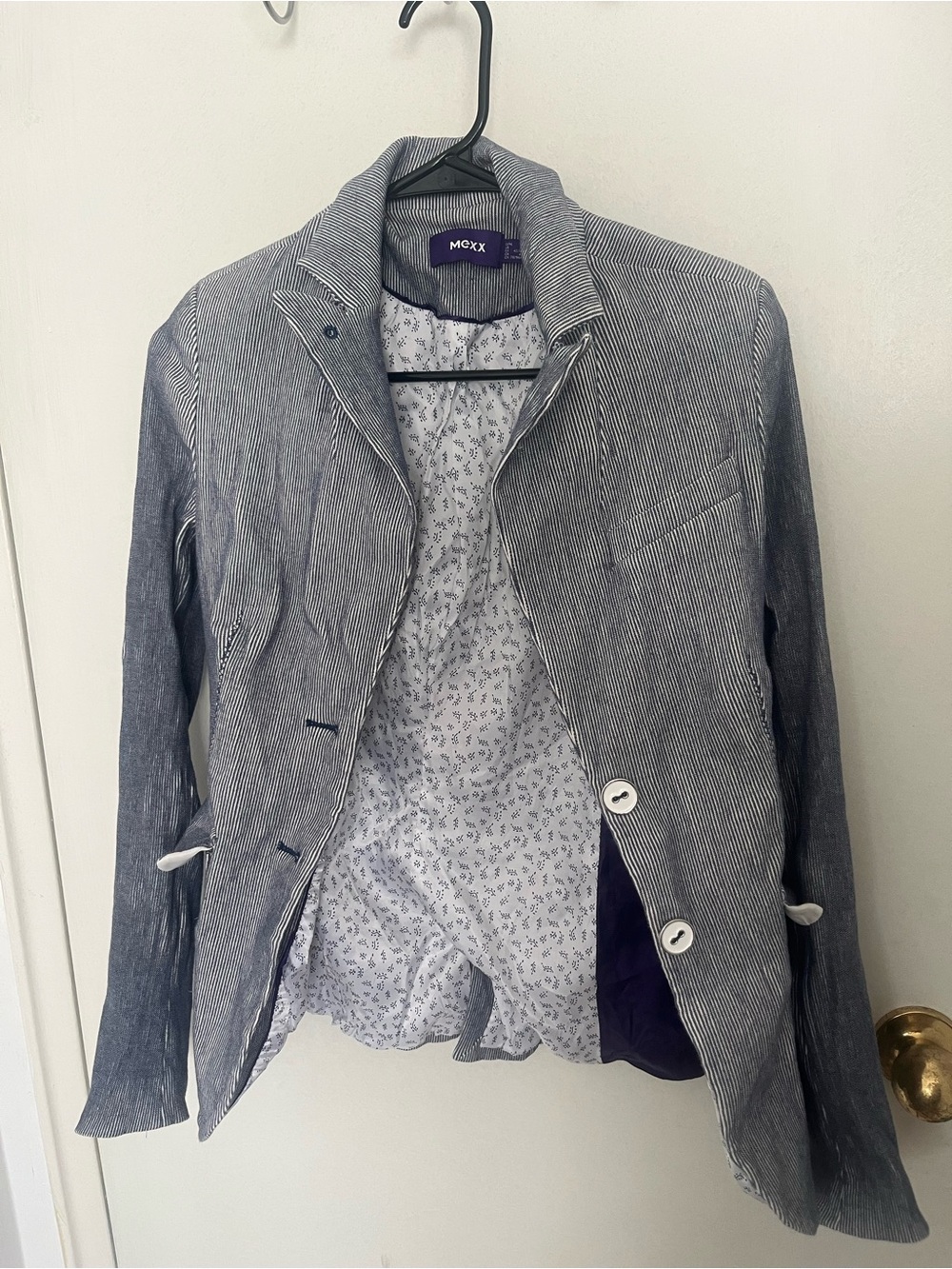 MEXX Women’s Navy and White Pinstripe Blazer